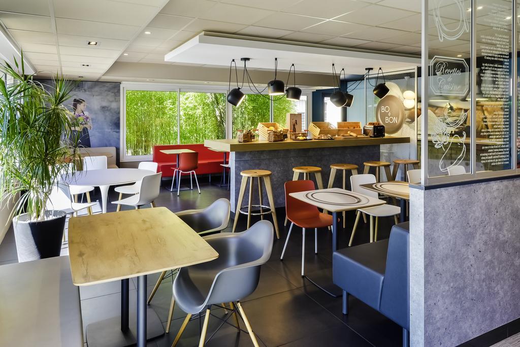 Ibis Roanne Le Coteau Hotel Restaurant Exterior foto