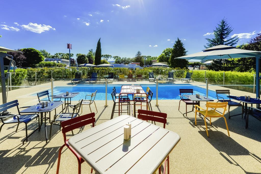 Ibis Roanne Le Coteau Hotel Restaurant Exterior foto