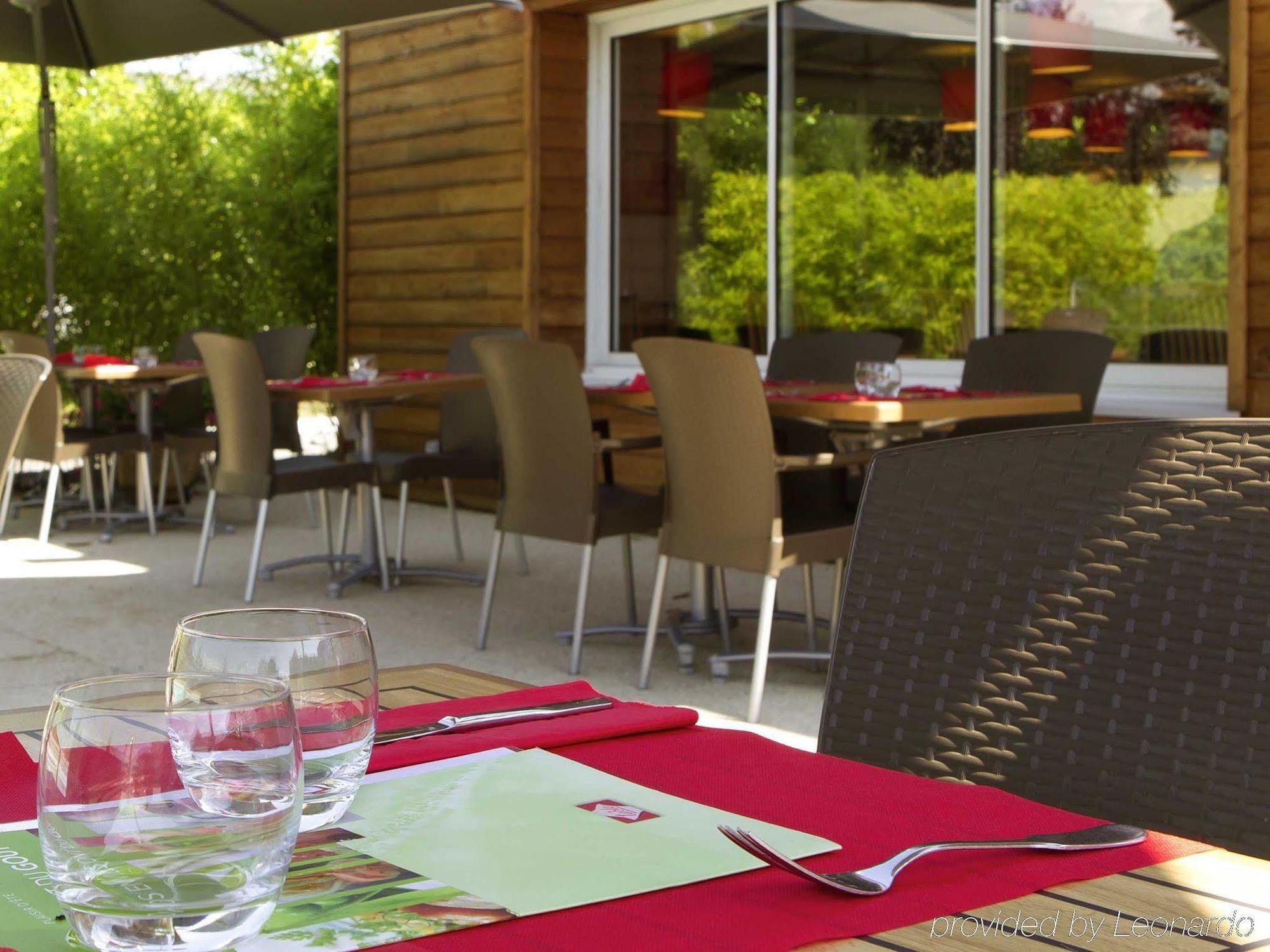 Ibis Roanne Le Coteau Hotel Restaurant Exterior foto